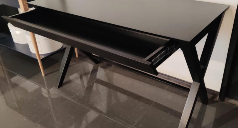 Escritorio Minimalista Diseño Recto Con Cajón.