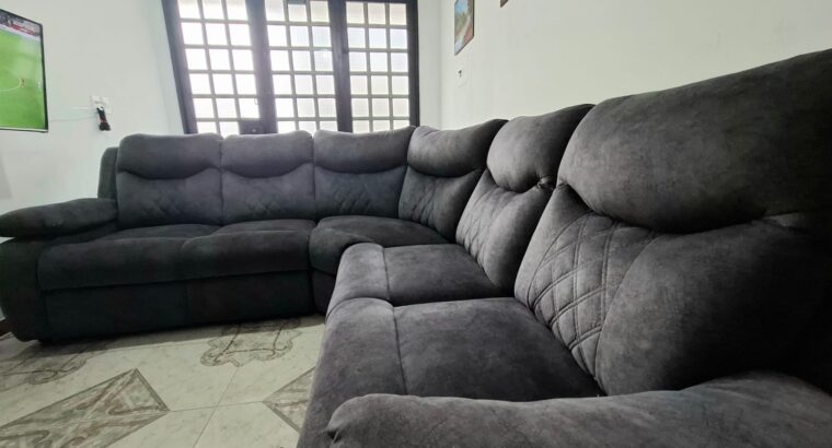 Sala Sofá Modular En L Y Mesa De Centro.