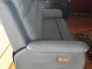 Sofá De 2 Puestos Reclinable Con Sistema Eléctrico