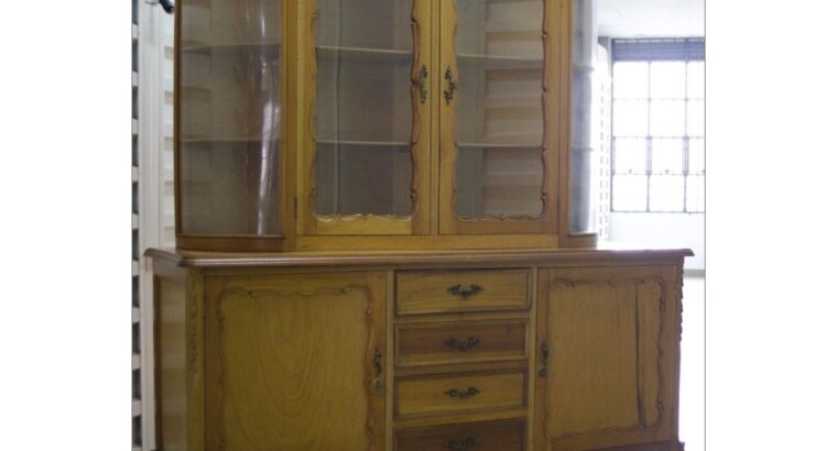 Bifé Antiguo En Madera Natural.