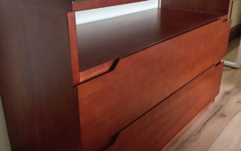 Cómoda Tipo Mueble Auxiliar En Madera.