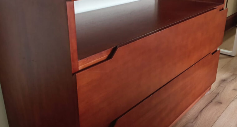 Cómoda Tipo Mueble Auxiliar En Madera.