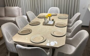 Comedor 8 Puestos Marmolizado Beige Estilo Moderno