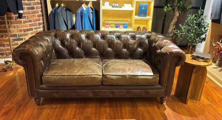 Sofá De 2 Puestos Chesterfield En Cuero Color Miel