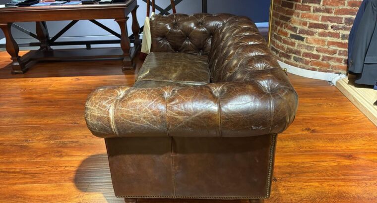 Sofá De 2 Puestos Chesterfield En Cuero Color Miel