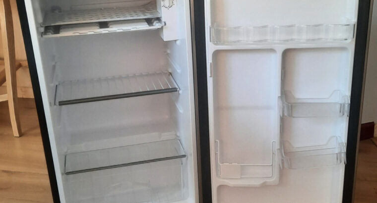 Nevera Electrolux Minibar.