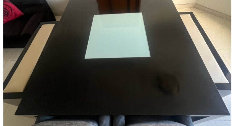 Comedor De 8 Puestos Con Tapizado Nuevo.