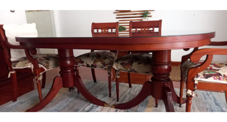 Comedor De 6 Puestos Estilo Clásico.