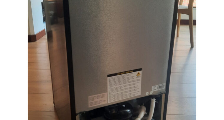 Nevera Electrolux Minibar.