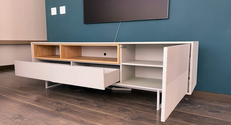 Mueble De TV O Bifé Tipo Credenza