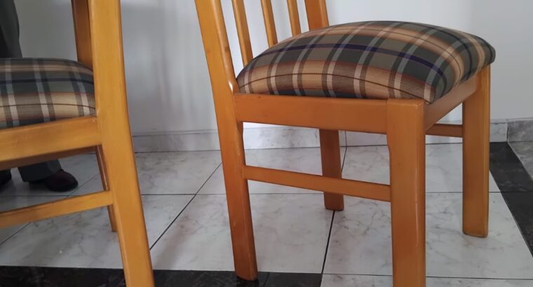 Juego De Comedor En Madera.