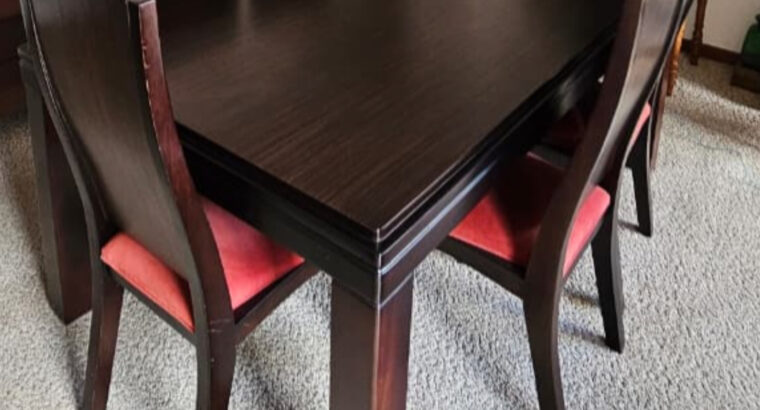 Comedor De 6 Puestos En Madera