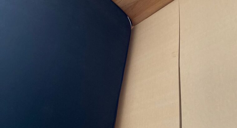Cama Doble Con Mesas De Noche