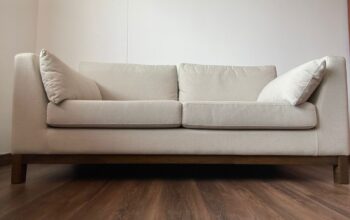Sofá Tapizado En Lino Color Taupe