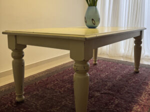 Mesa De Comedor Blanca En Madera De 6 a 8 Puestos