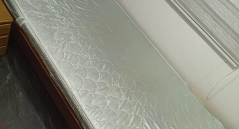 Cama Sencilla A Medida Y Colchón