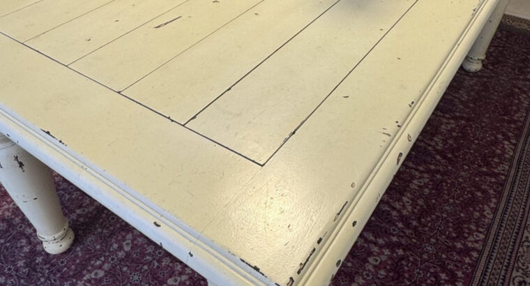 Mesa De Comedor Blanca En Madera De 6 a 8 Puestos