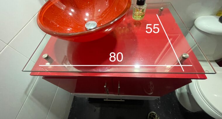 Mueble De Baño, Lavamanos Y Espejo. Blanco Y Rojo.