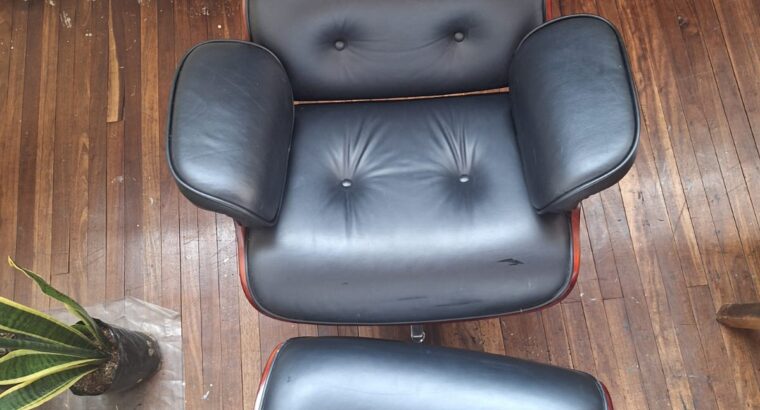 Sillón Tipo Eames Con Reposapies