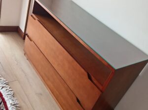 Cómoda de dos cajones