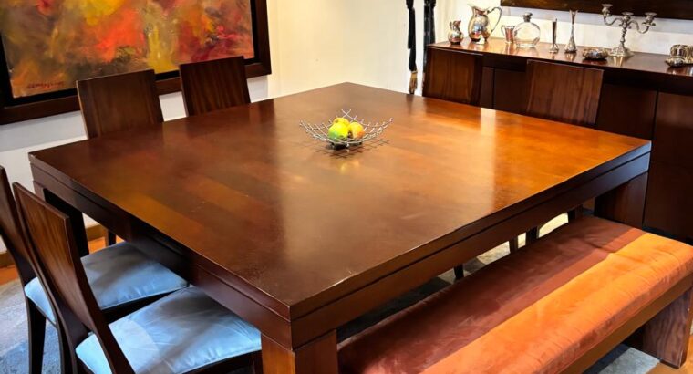Comedor De 8 Puestos En Madera De Caoba