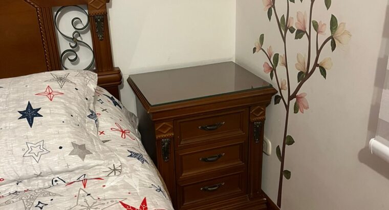 Muebles De Alcoba Queen En Perfecto Estado