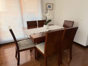 Comedor En Madera Mesa Extensible Y 6 Sillas