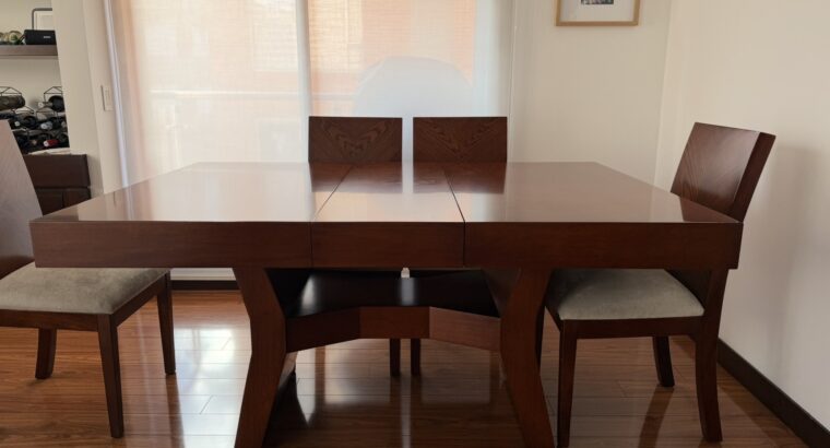 Comedor En Madera Mesa Extensible Y 6 Sillas