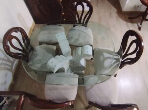 Comedor Con Base En Mármol Y 6 Sillas En Madera