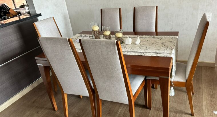 Comedor De 6 Puestos En Madera