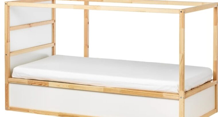Cama Cuna Reversible Blanco Y Pino