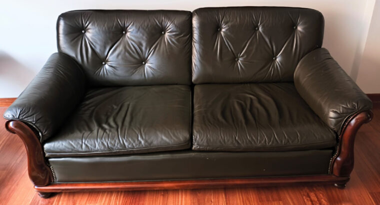 Sofá En Cuero Diseño Inglés