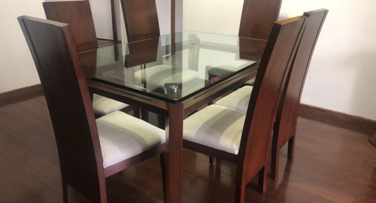 Juego De Comedor En Madera De 6 Puestos