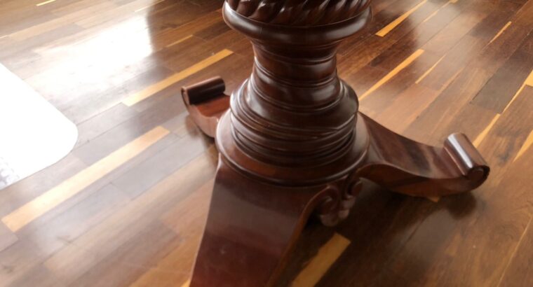 Mesa De Comedor, Recepción De Edificio O Reuniones