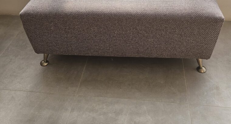 Juego De Sala: Sofá L, Sofa 3 Puestos, Mesa Y Puff