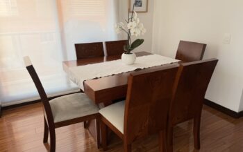 Comedor En Madera Mesa Extensible Y 6 Sillas