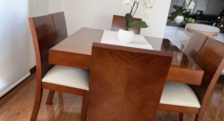 Comedor En Madera Mesa Extensible Y 6 Sillas