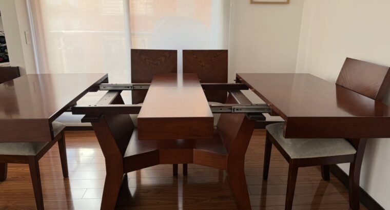 Comedor En Madera Mesa Extensible Y 6 Sillas