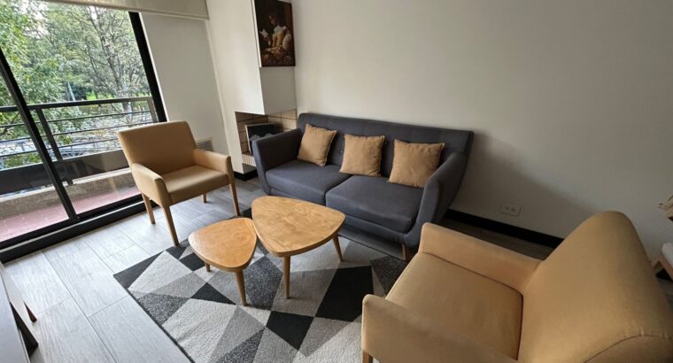 Sala Completa, Sofá, 2 Poltronas Y Mesas