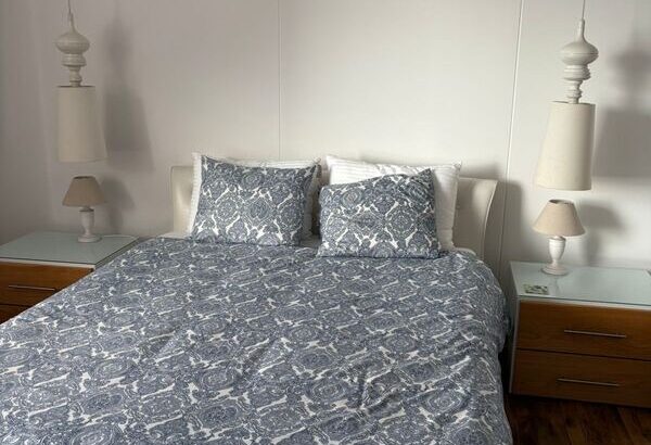 Cama doble importada