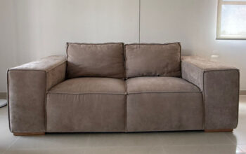 Sofá De 3 Puestos Color Café