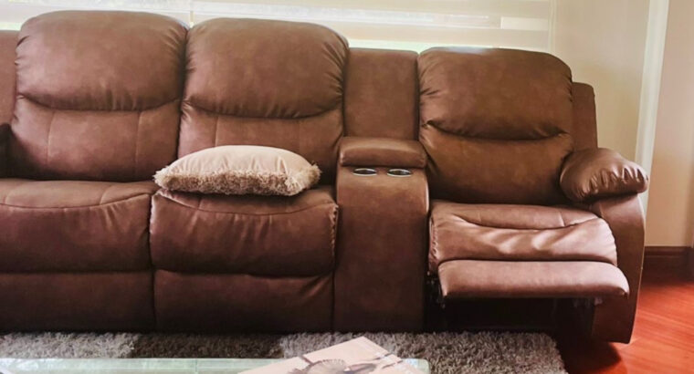 Sofá Modular En L 8 puestos Tapizado En Color Café