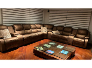 Sofá Modular En L 8 puestos Tapizado En Color Café