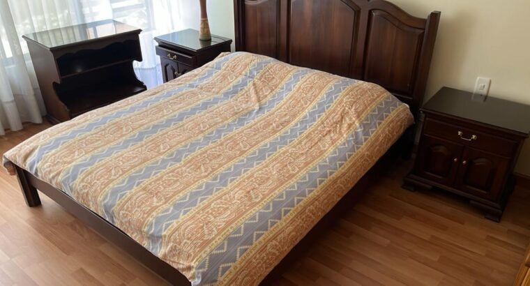 Juego De Alcoba Con Cama Queen