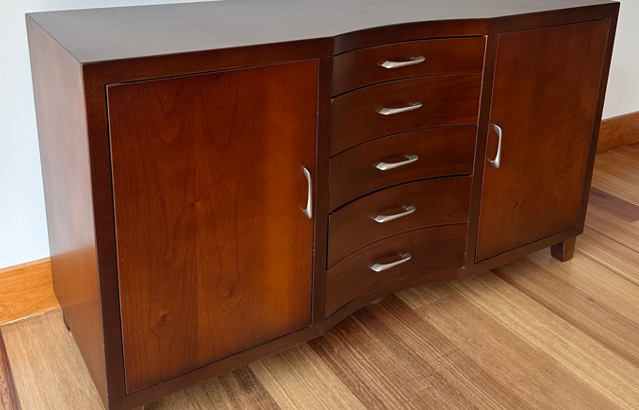 Bifé En Madera