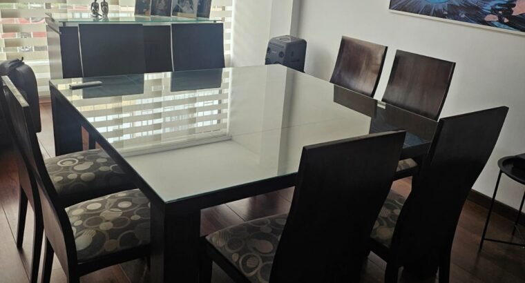 Juego De Comedor De 8 Puestos Con Bifé