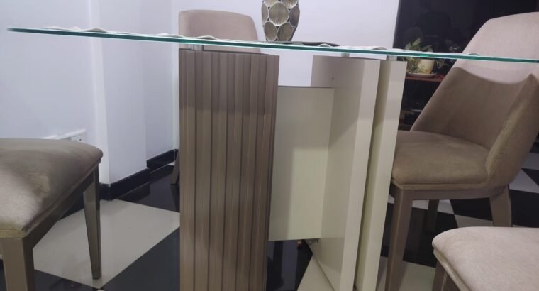 Comedor Moderno De 4 Puestos Marca Jamar