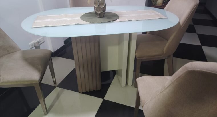 Comedor Moderno De 4 Puestos Marca Jamar
