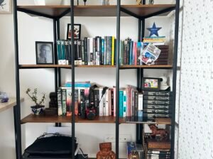 Biblioteca Semi Nueva