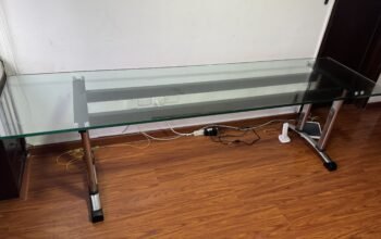 Mesa /Escritorio En Vidrio 2.60m Doble Puesto